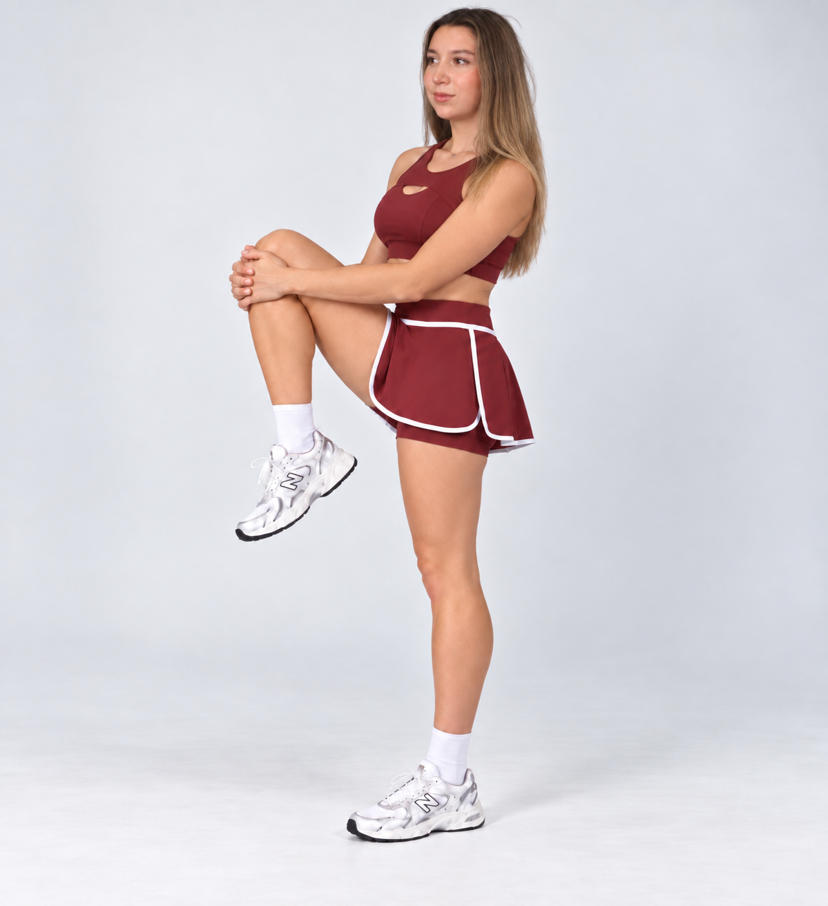 Imagen de Falda deportiva Motion Sprint con short interior KIPURE, color burdeo (foto 5)